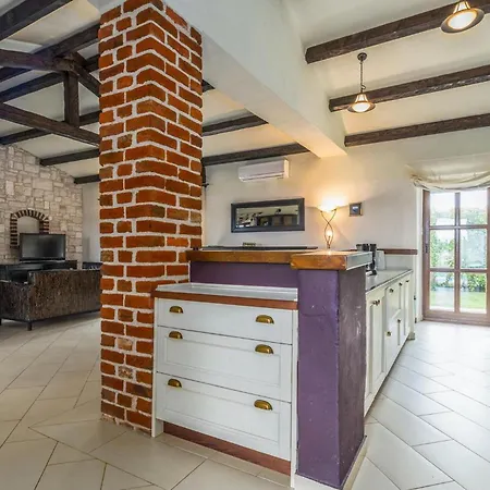 Jelena Prázdninový dům