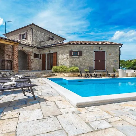 Semesterbostad Jelena *