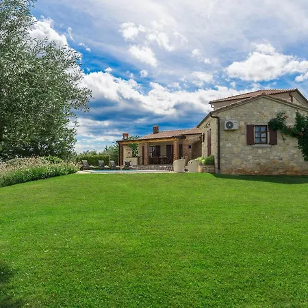 Дом отдыха Jelena Vizinada