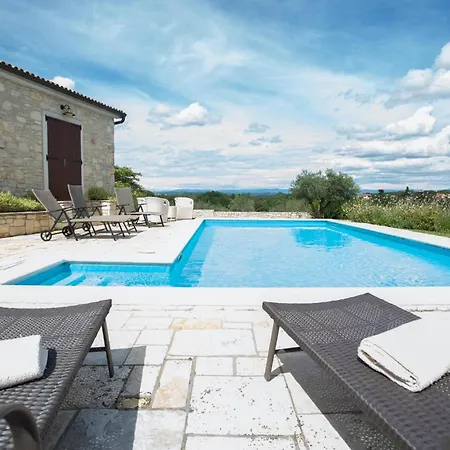 Дом отдыха Jelena